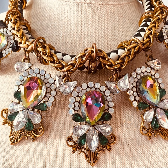 🌹HP🌹ASOS Rhinestone Statement Necklace - Picture 15 of 16